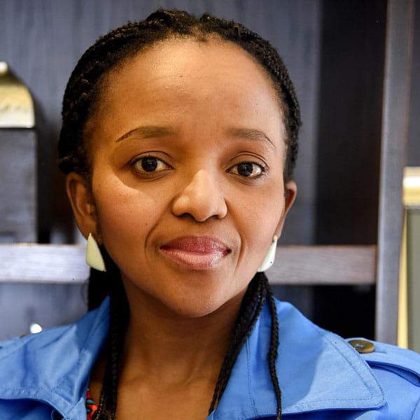 Nomfundo Mogapi